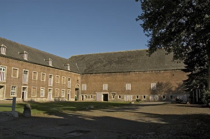 L'Abbaye 1